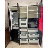 Kuhinjski sestav SILBERMOND ANTRAZIT/KORNFELD - ODPRODAJA EKSPONATA