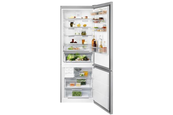 Prostostoječi hladilnik Electrolux LNT7ME46X2