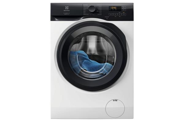 Pralni stroj Electrolux EW6F8482E