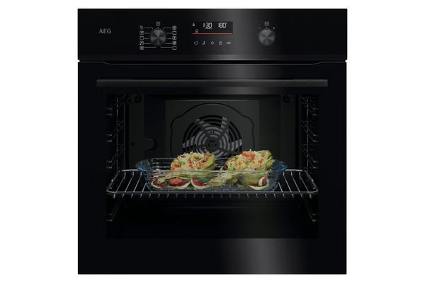 Vgradna pečica AEG NBU5P411SB