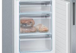 Prostostoječi hladilnik z zamrzovalnikom Bosch KGE39AICA