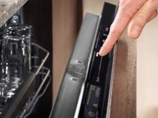 Vgradni pomivalni stroj Electrolux EES47310L