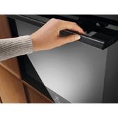 Vgradna pečica Electrolux LOE8P38Z - ČRNI PETEK